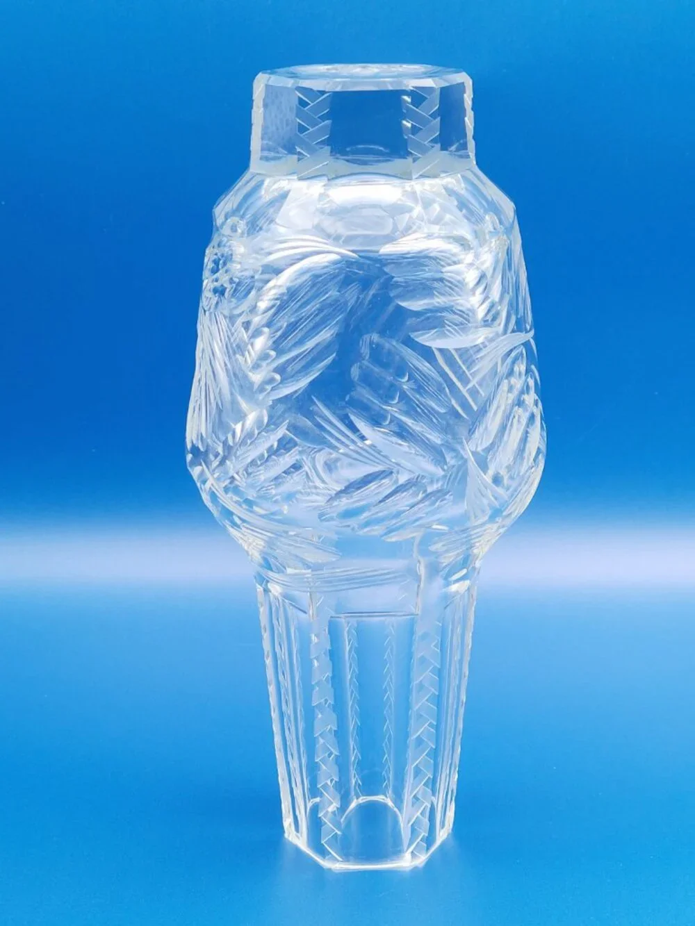 Unique Vintage Art Deco MCM Style Cut Crystal Vase 9